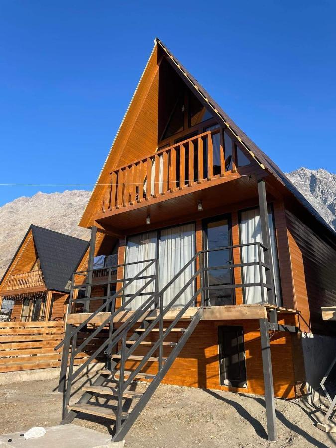 Twin Cottages Kazbegi Exterior foto