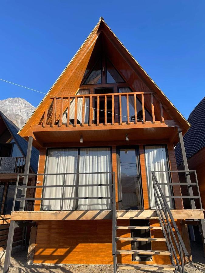 Twin Cottages Kazbegi Exterior foto